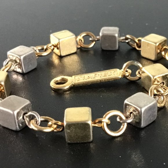 Vintage Napier Gold & Silver Tone Cube Bracelet Signed - Picture 5 of 16